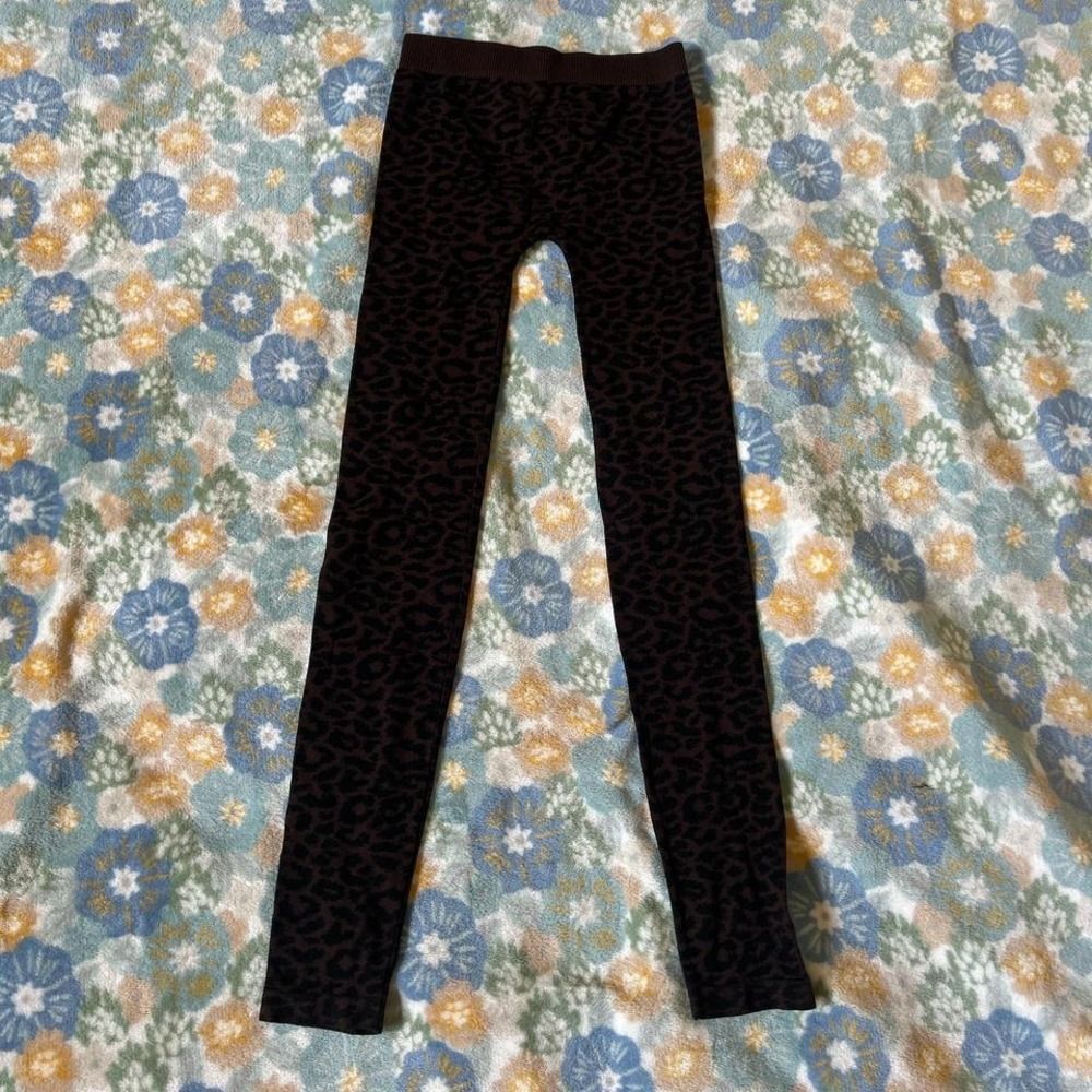 Nikibiki cheetah brown and black tights leggings layering